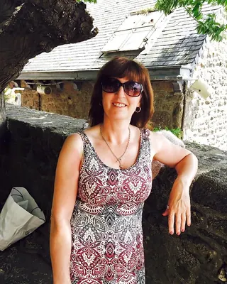Claire, 53 ans, dominatrice à Marseille