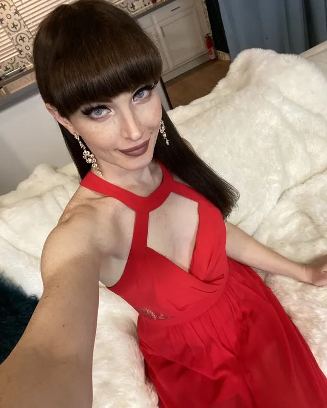 Fatima, 31 ans, dominatrice à Bort-les-Orgues