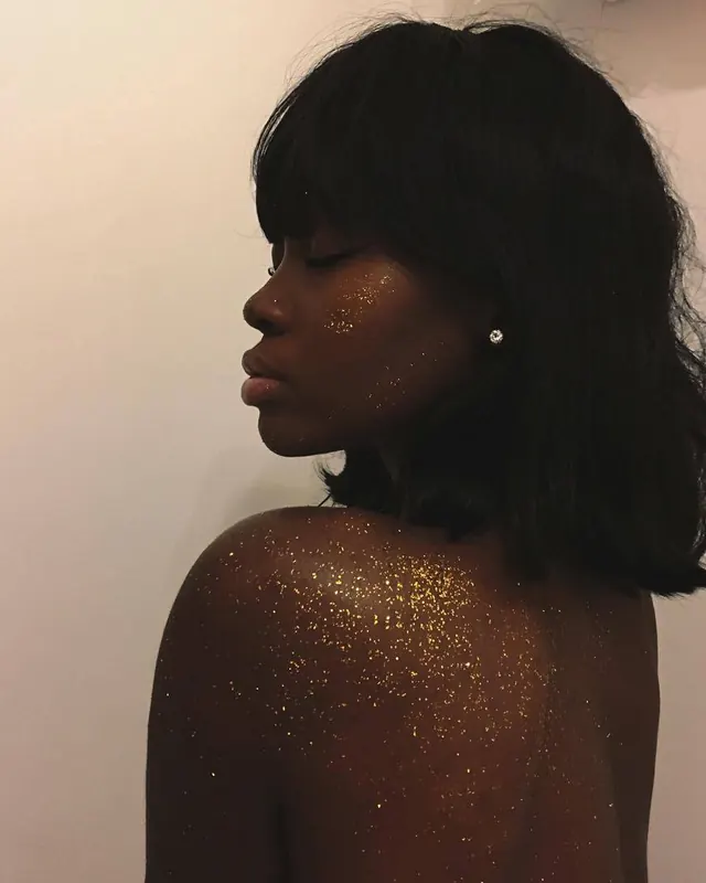 Ghislaine, 36 ans, dominatrice à Jassans-Riottier