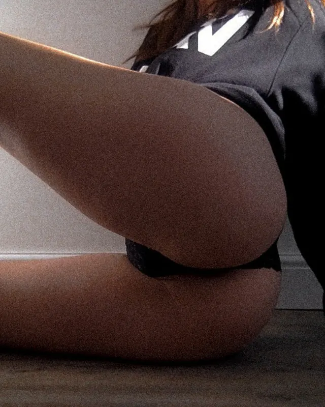 Hind, 31 ans, dominatrice à Lourdes