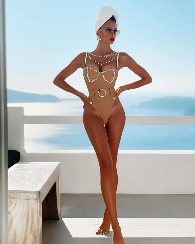 Julie, 43 ans, dominatrice à Fossé
