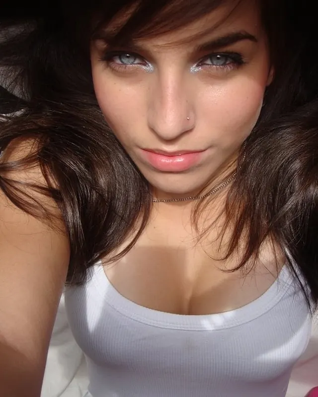 Lola, 29 ans, dominatrice à Villiers-sur-Orge
