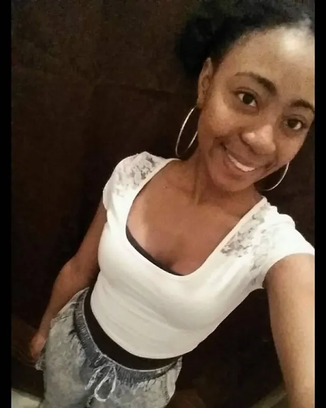 Pamela, 27 ans, dominatrice à Bréhal