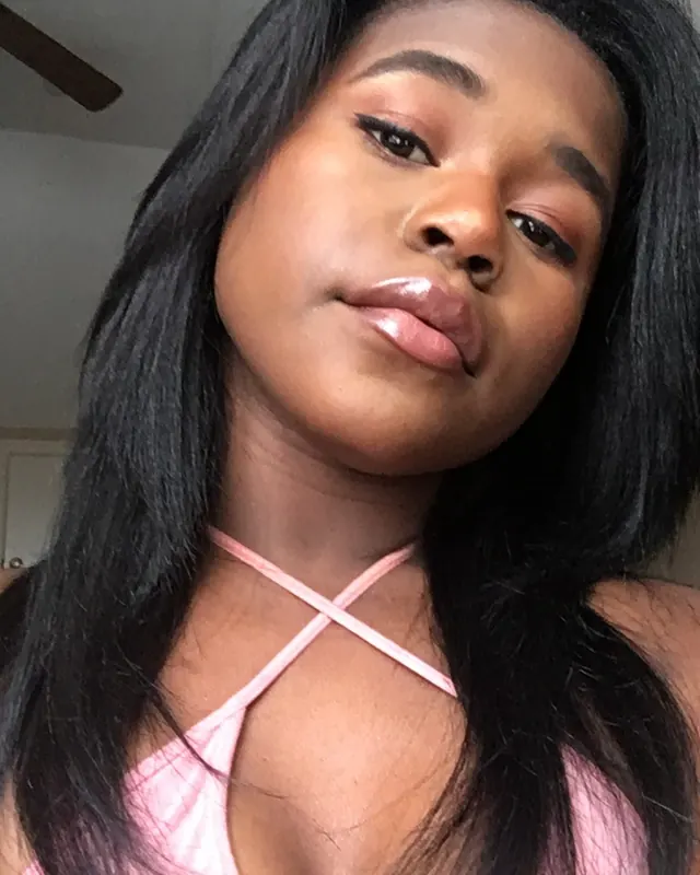 Pamela, 34 ans, dominatrice à Saint-Clair