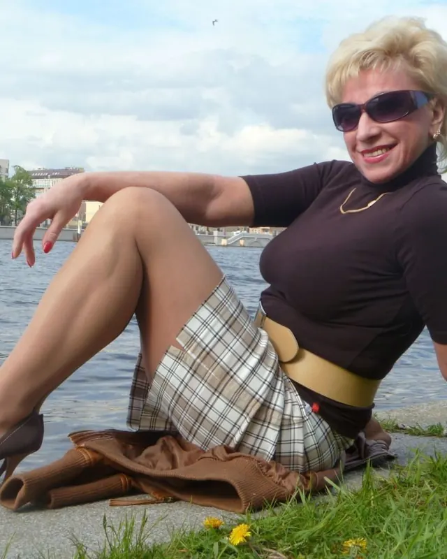 Sylviane, 48 ans, dominatrice à Charmes